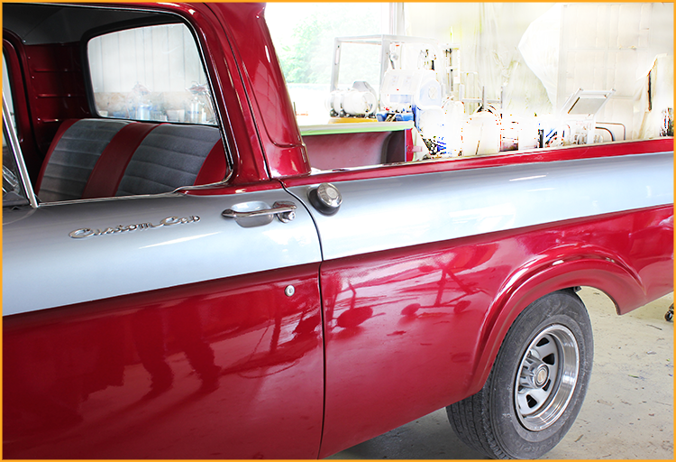 1962 Ford F150 pickup.